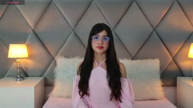 Snapshot of OliviaDiaz chatting on 07.26.26 OliviaDiaz online show from 07.26.26