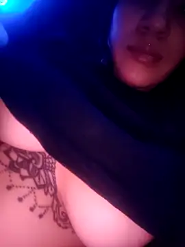 Snapshot of penelopethoms chatting on 03.07.26 penelopethoms online show from 03.07.26