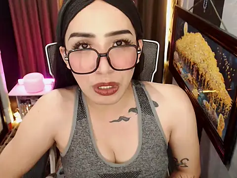 Snapshot of SexyCommander chatting on 03.26.26 SexyCommander online show from 03.26.26