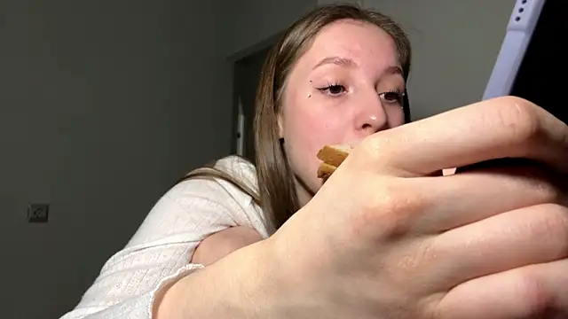 Sweet Pussy Girl online show from 03.12.26