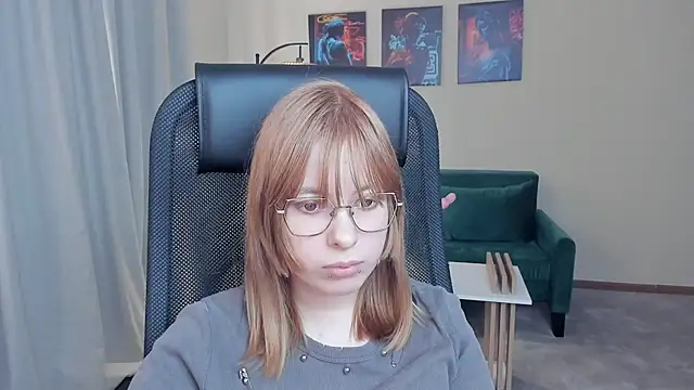 NiaHodge online show from 03.11.26