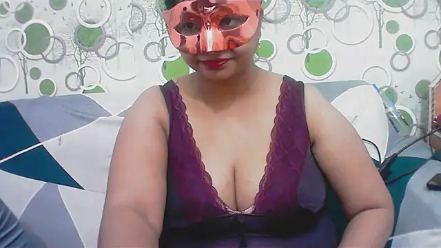 Snapshot of hard_to_do__ chatting on 07.28.26 hard to do online show from 07.28.26