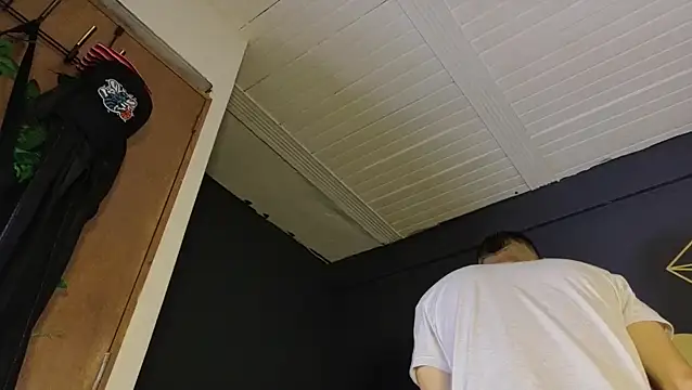 Adrian fire online show from 04.23.26