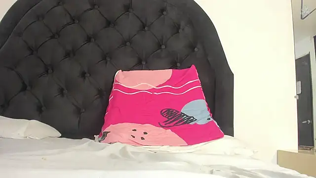 Snapshot of Melisa_Ebony chatting on 04.27.26 Melisa Ebony online show from 04.27.26