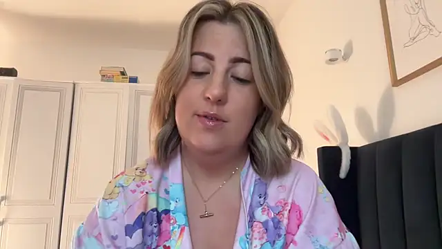 Snapshot of annabellewarick chatting on 06.06.26 annabellewarick online show from 06.06.26
