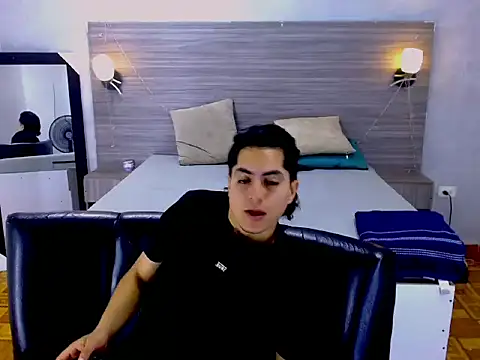 Alex Wolft online show from 03.28.26