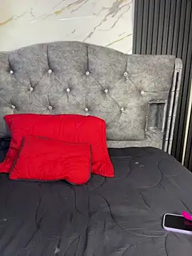 Bunny fire online show from 04.10.26