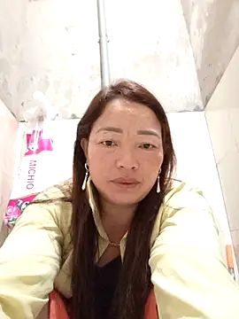 Yellow-pink online show from 04.16.26