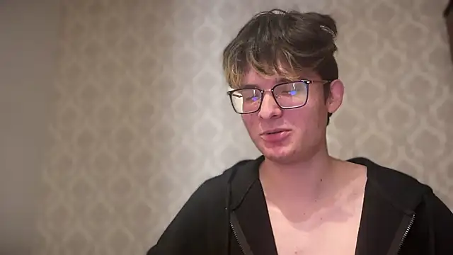 Snapshot of niksikor chatting on 04.01.26 niksikor online show from 04.01.26