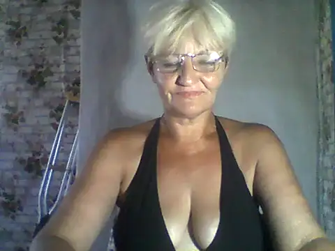 Snapshot of NikaGold455 chatting on 08.05.26 NikaGold455 online show from 08.05.26