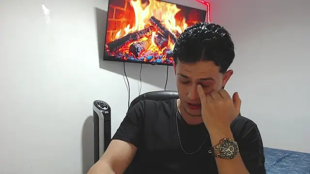 JUAN CAMILOXXX online show from 04.14.26