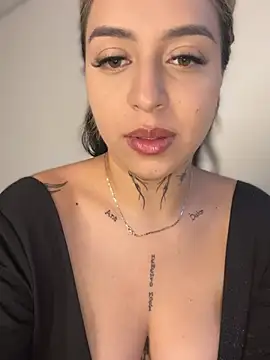 CarolQueen1  online show from 03.17.26