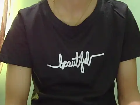 Snapshot of Lovely_Ananta chatting on 07.30.26 Lovely Ananta online show from 07.30.26