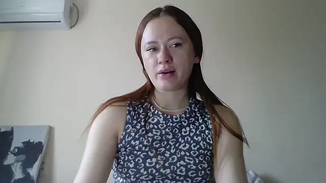 Whisper Of Desire online show from 04.15.26