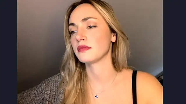 ScarlettSensitive online show from 04.30.26