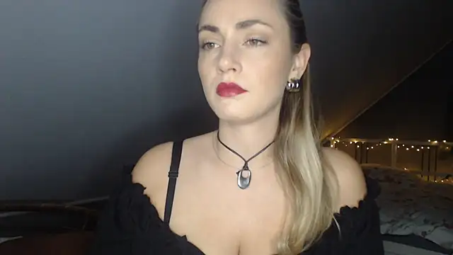 Snapshot of ScarlettSensitive chatting on 06.16.26 ScarlettSensitive online show from 06.16.26