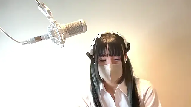 Snapshot of cannonchan_jp chatting on 04.24.26 cannonchan jp online show from 04.24.26