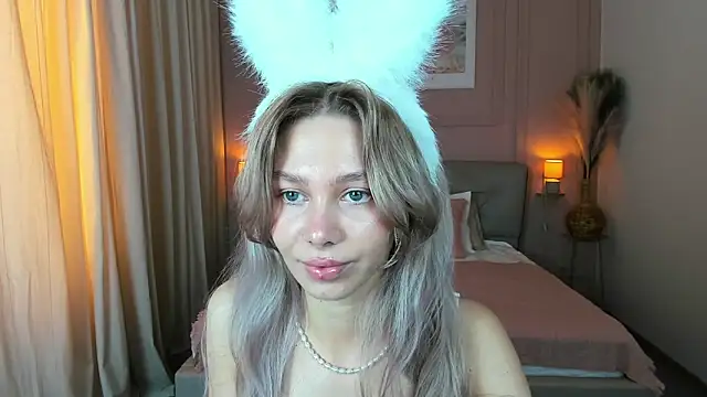 LuluAlis online show from 03.17.26