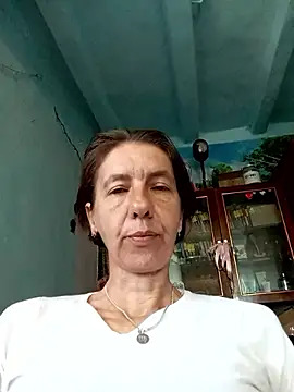 Snapshot of Tania9876 chatting on 05.15.26 Tania9876 online show from 05.15.26