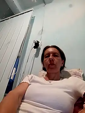 Snapshot of Tania9876 chatting on 05.29.26 Tania9876 online show from 05.29.26