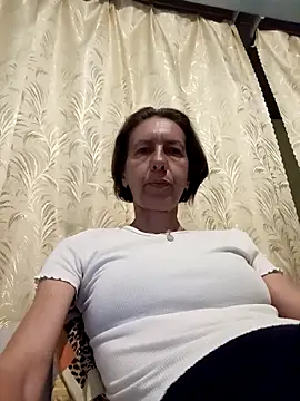 Snapshot of Tania9876 chatting on 06.13.26 Tania9876 online show from 06.13.26