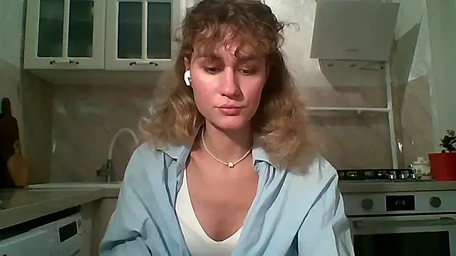 ElenoreHolguin online show from 03.13.26