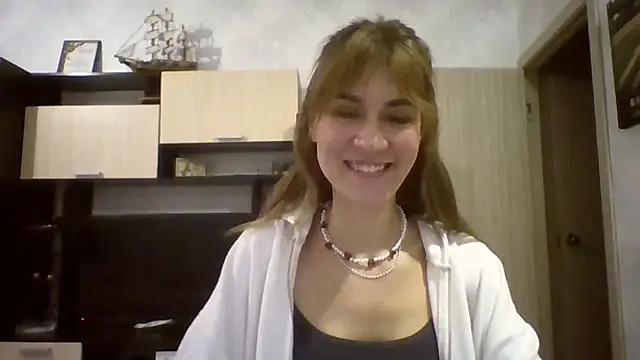 ElenoreHolguin online show from 04.12.26