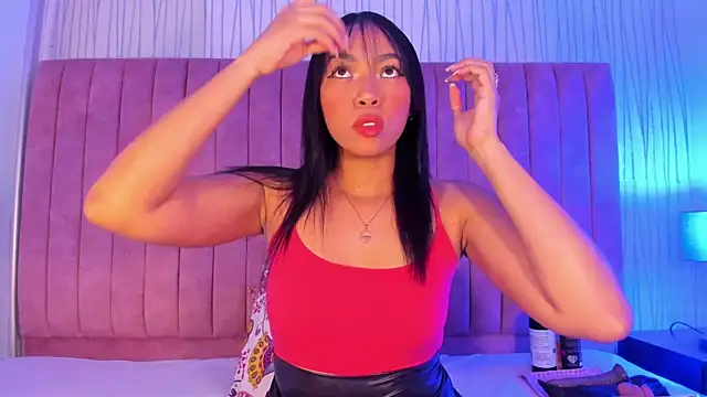 ValeriaRey  online show from 04.28.26