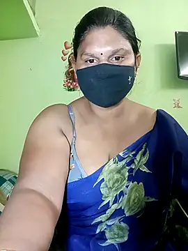 Snapshot of telugutanuja_ chatting on 04.15.26 telugutanuja online show from 04.15.26