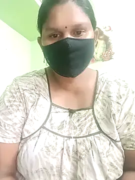 Snapshot of telugutanuja_ chatting on 04.17.26 telugutanuja online show from 04.17.26
