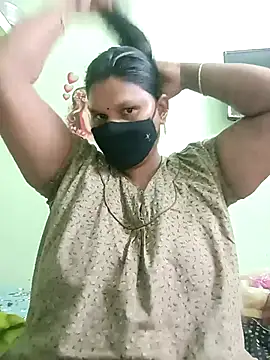 Snapshot of telugutanuja_ chatting on 05.10.26 telugutanuja online show from 05.10.26