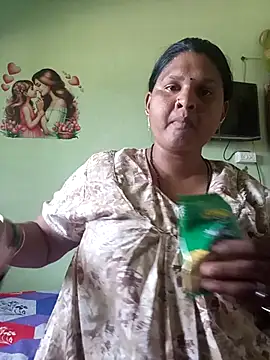 Snapshot of telugutanuja_ chatting on 05.20.26 telugutanuja online show from 05.20.26