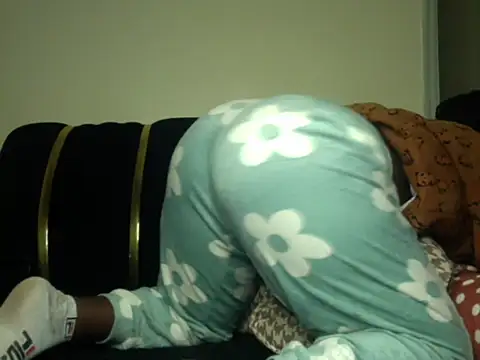 Sexxybella  online show from 04.28.26