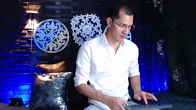MilanDavid1 online show from 05.03.26