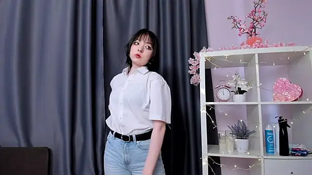 LeannKindla online show from 04.23.26