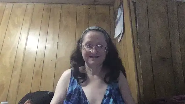 Snapshot of milfmichelle69 chatting on 07.04.26 milfmichelle69 online show from 07.04.26