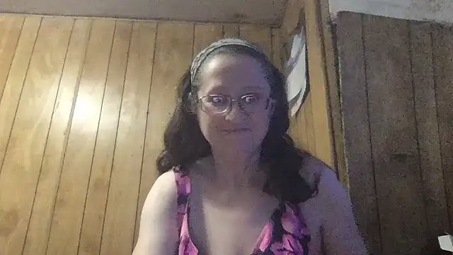 Snapshot of milfmichelle69 chatting on 07.12.26 milfmichelle69 online show from 07.12.26