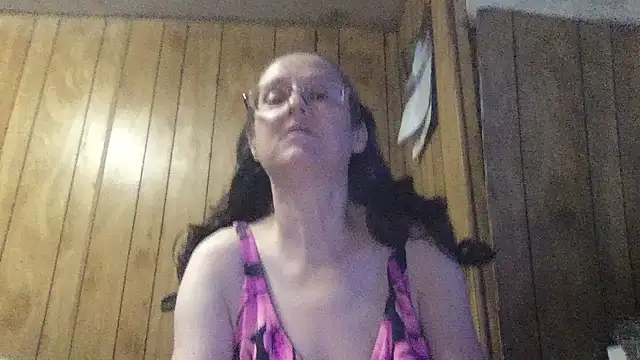 Snapshot of milfmichelle69 chatting on 07.16.26 milfmichelle69 online show from 07.16.26