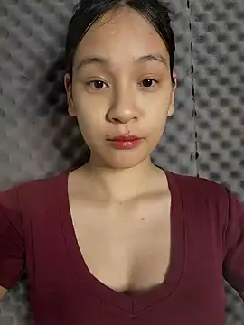 Snapshot of -Hicici- chatting on 06.26.26 -Hicici- online show from 06.26.26