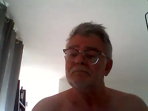 Snapshot of oura chatting on 06.27.26 oura online show from 06.27.26