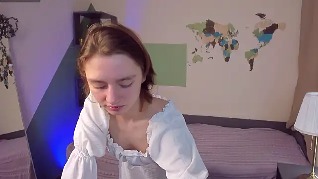 Snapshot of Pretty_Victoria chatting on 03.16.26 Pretty Victoria online show from 03.16.26