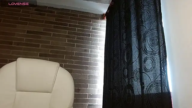 sweet-little online show from 04.23.26