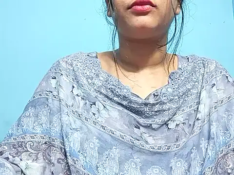 Emma 4433 online show from 04.08.26