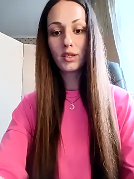 Snapshot of LunaCrystall chatting on 04.29.26 LunaCrystall online show from 04.29.26