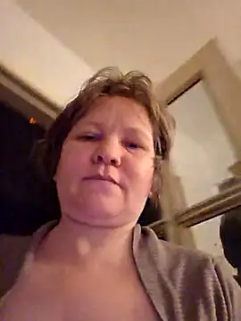 Snapshot of _LOLA-LOLA_ chatting on 04.13.26 LOLA-LOLA online show from 04.13.26