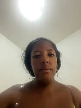 Snapshot of Brenda_hot27 chatting on 05.28.26 Brenda hot27 online show from 05.28.26
