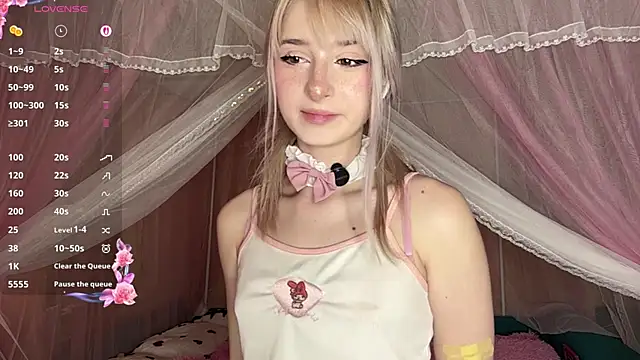OnlyEva1 online show from 04.22.26