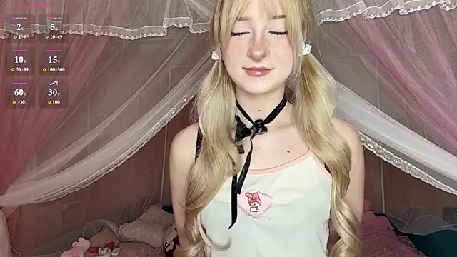 Snapshot of OnlyEva1 chatting on 07.18.26 OnlyEva1 online show from 07.18.26