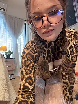 Snapshot of Tallulah_Kinky chatting on 04.30.26 Tallulah Kinky online show from 04.30.26