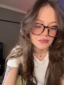 Snapshot of Tallulah_Kinky chatting on 05.29.26 Tallulah Kinky online show from 05.29.26